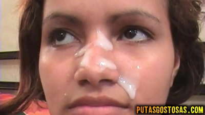 Ang babae ay sumisipsip ng titi