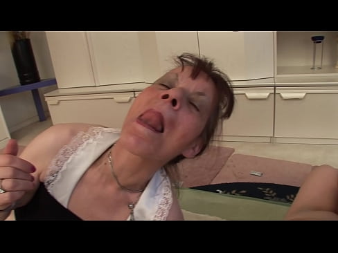 ❤️ Dalawang lola at isang lolo ang may threesome ❌ Russian porn sa tl.teatroporno.ru ☑